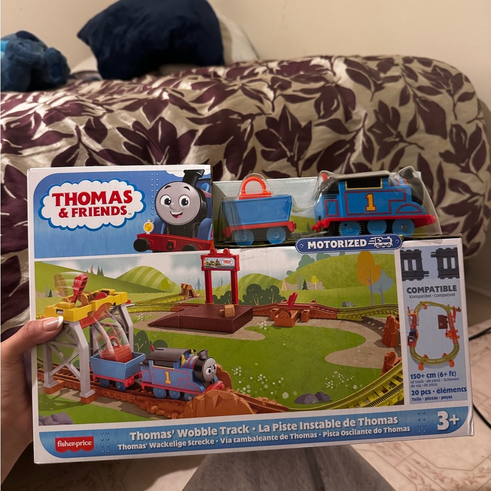 Fisher-Price Thomas & Friends Wobble Motorized Track Set